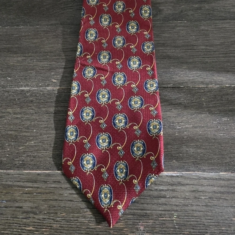 Vintage 90s Mark Alexander Deep Red Gold Artsy Print Silk Neck Tie